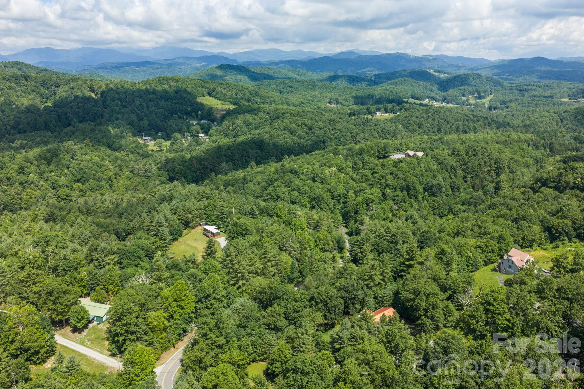 9081 Pittmans Gap Road — Newland