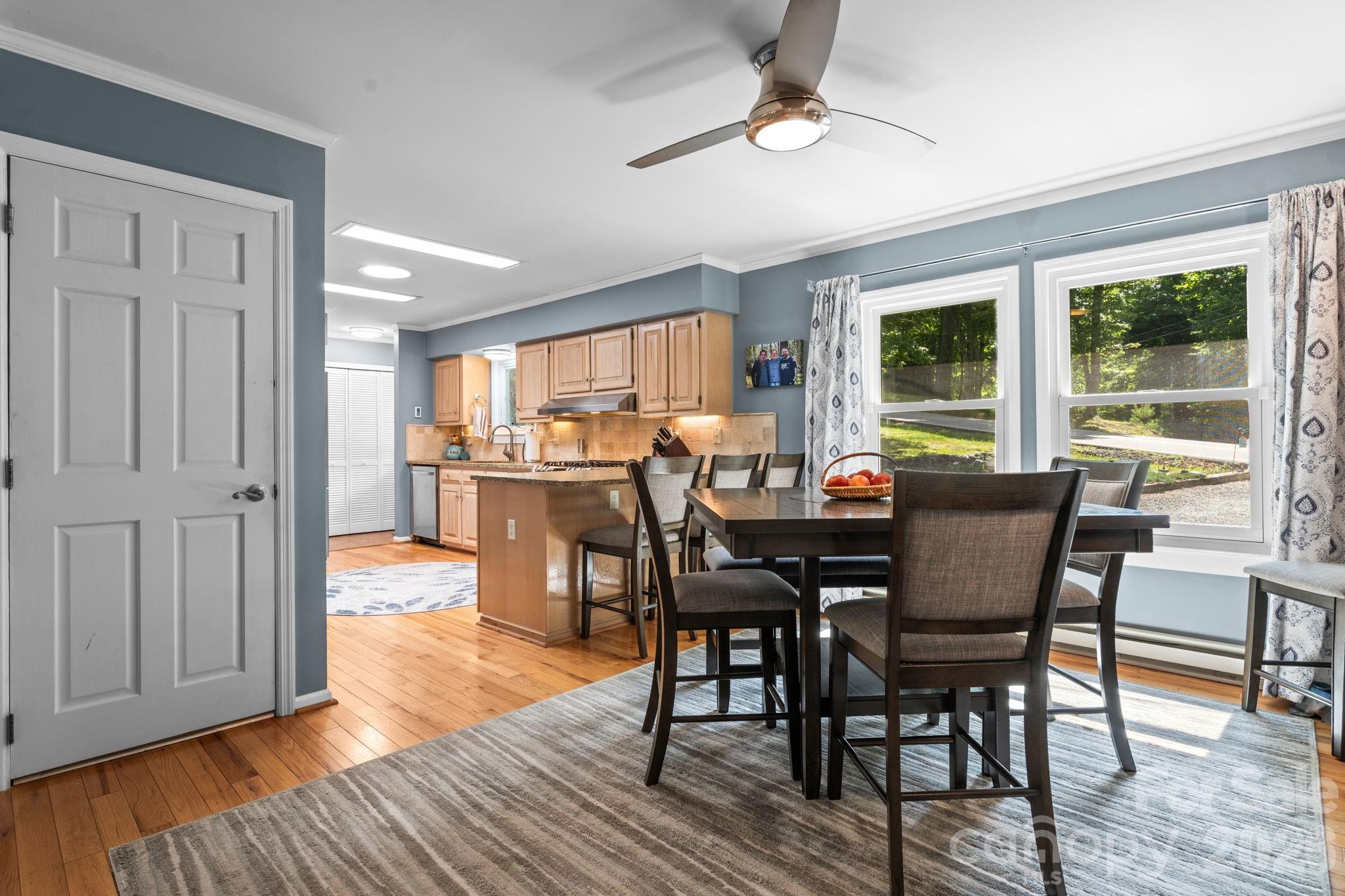 9081 Pittmans Gap Road — Newland