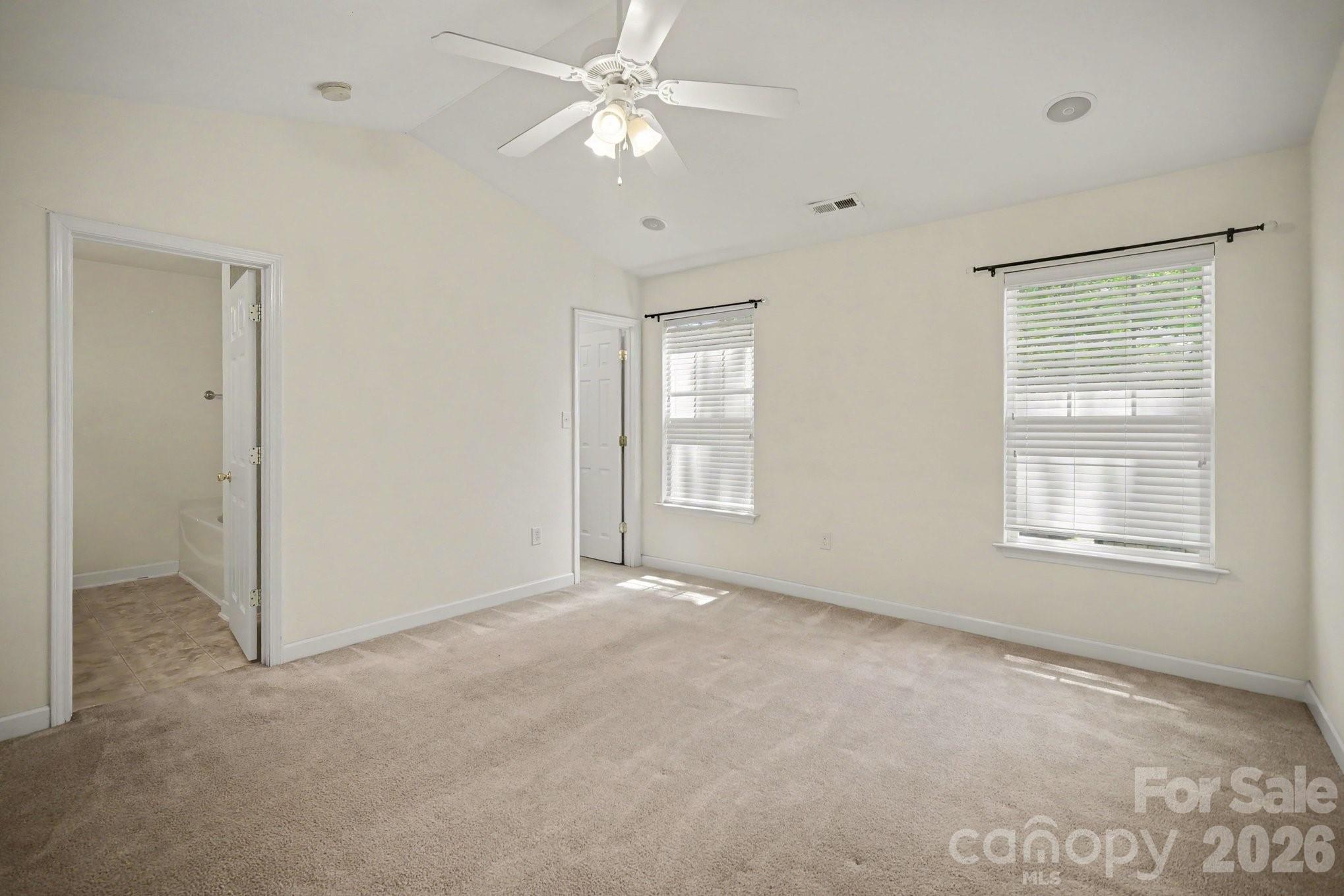 5604 Santeelah Court — Charlotte