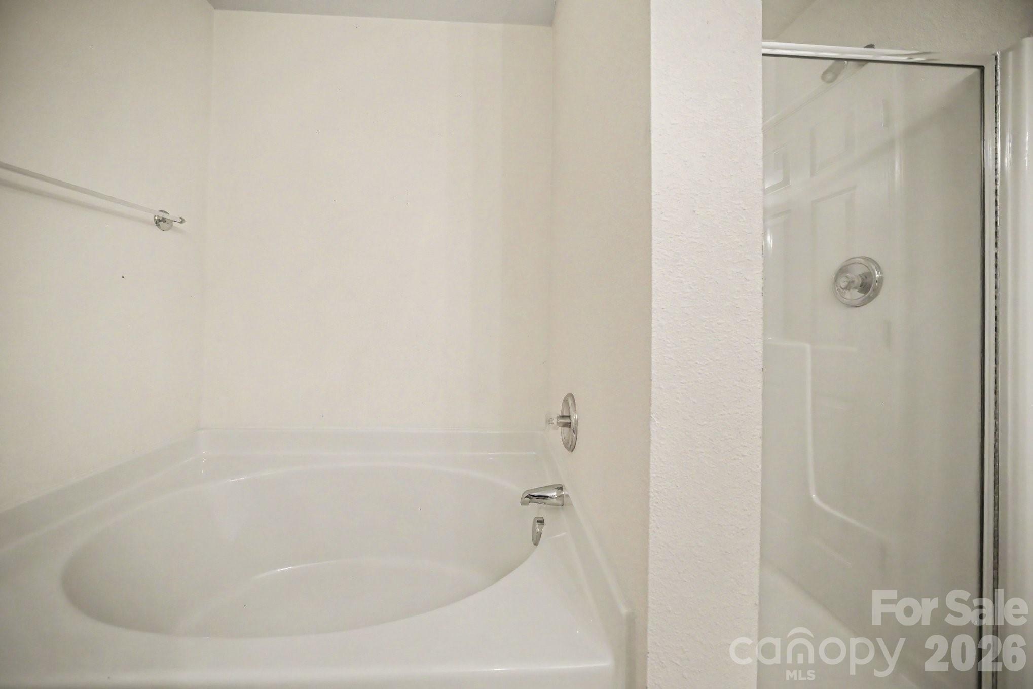 5604 Santeelah Court — Charlotte