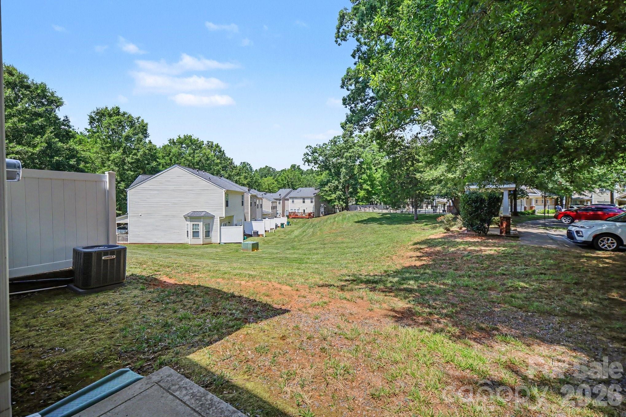 5604 Santeelah Court — Charlotte