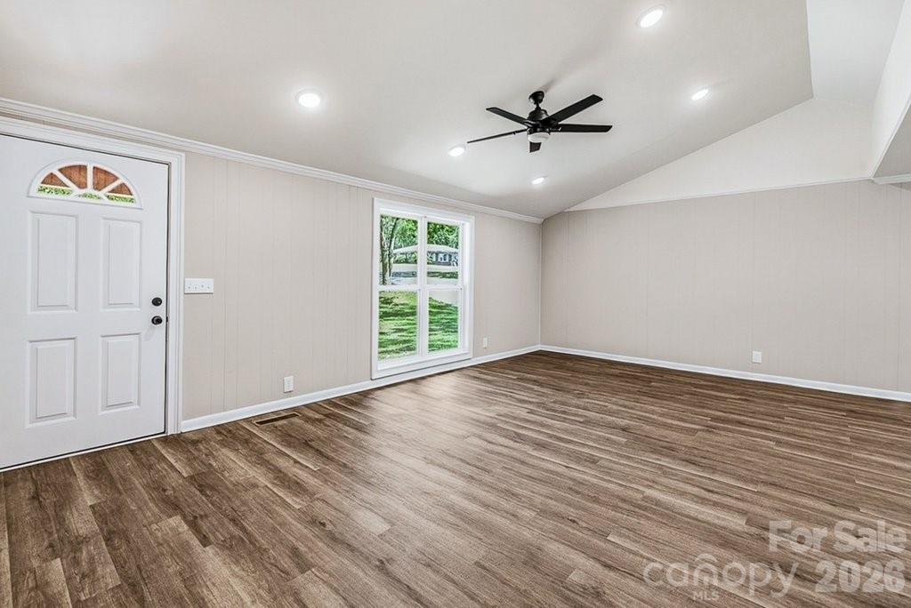 139 E Forest Drive — Union