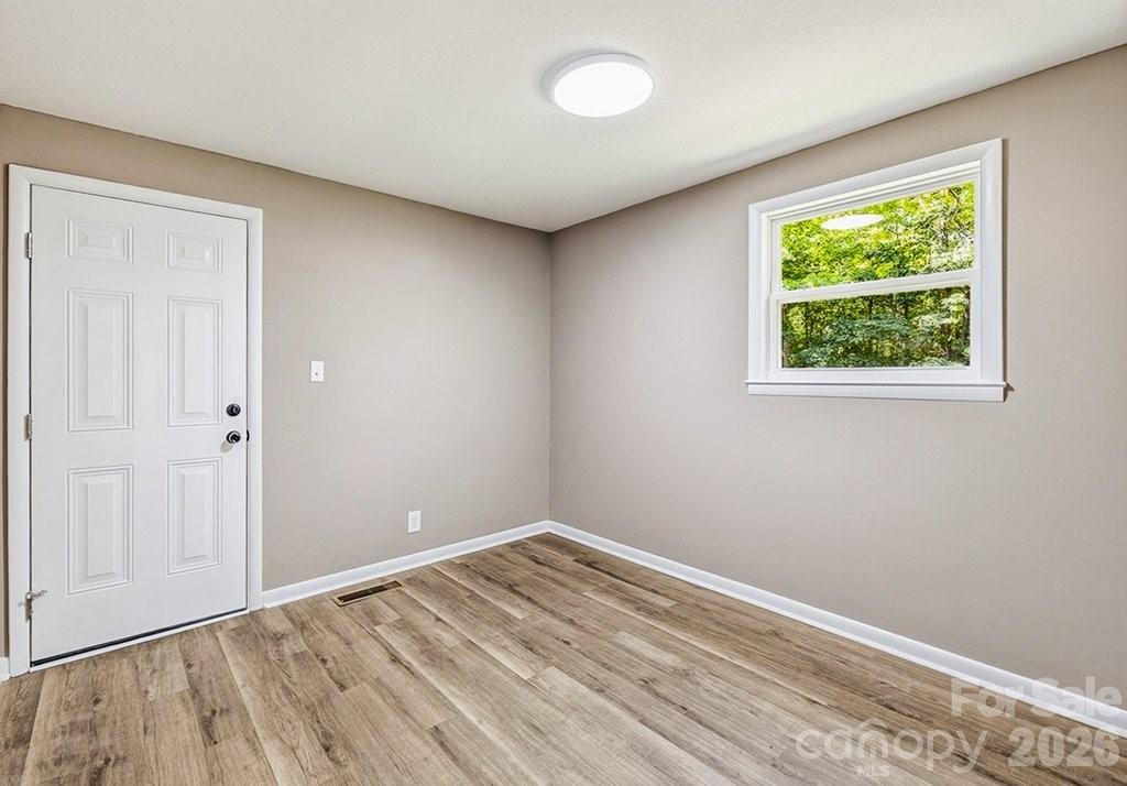 139 E Forest Drive — Union