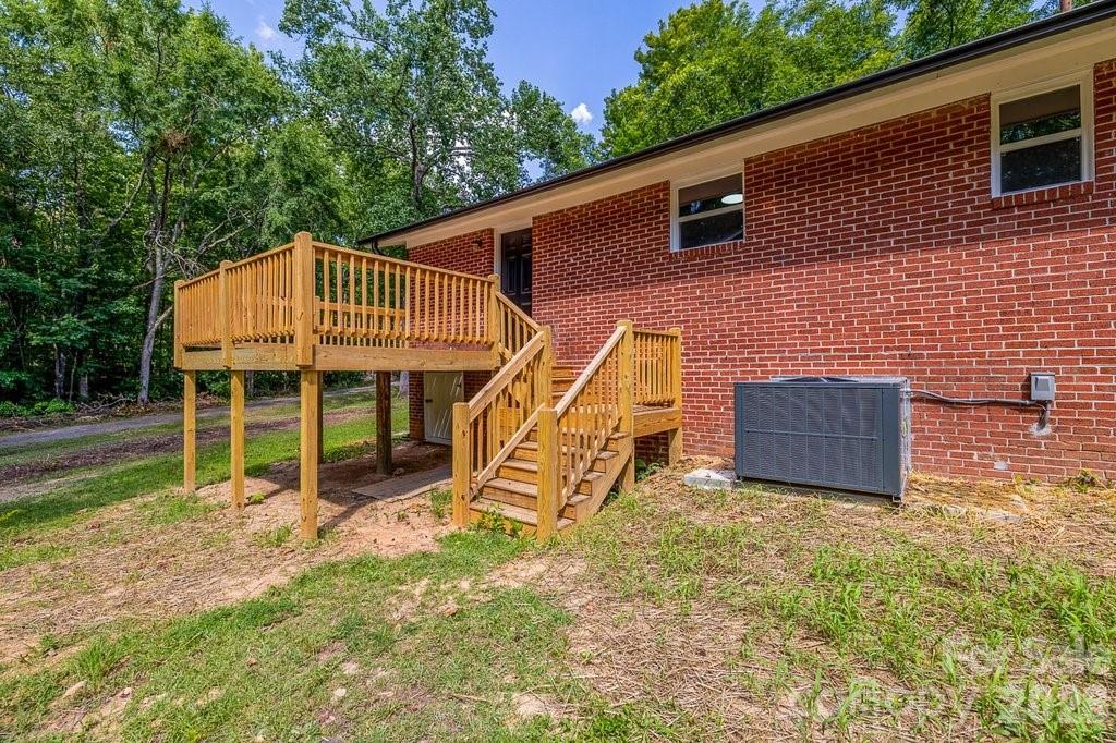 139 E Forest Drive — Union
