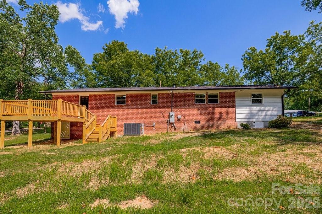 139 E Forest Drive — Union