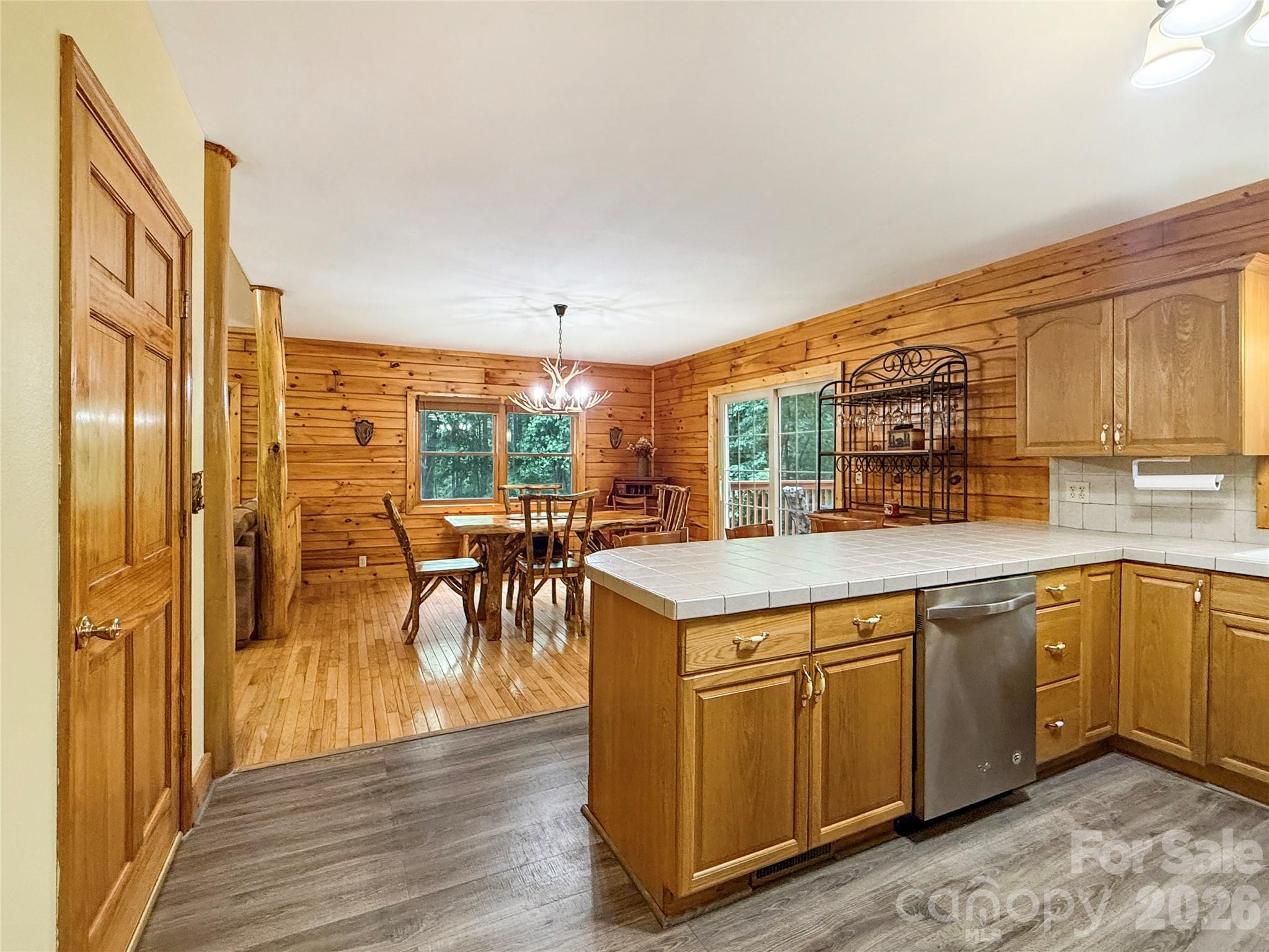 321 Grays Shadow Lane — Banner Elk