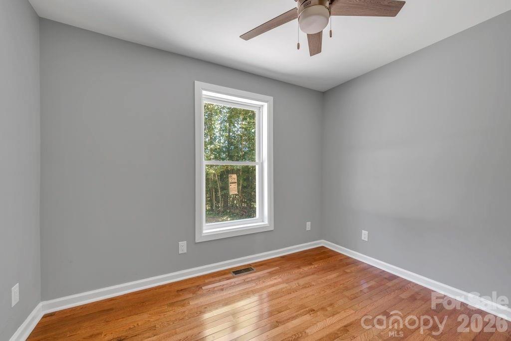 482 Guy Ford Road — Sugar Grove