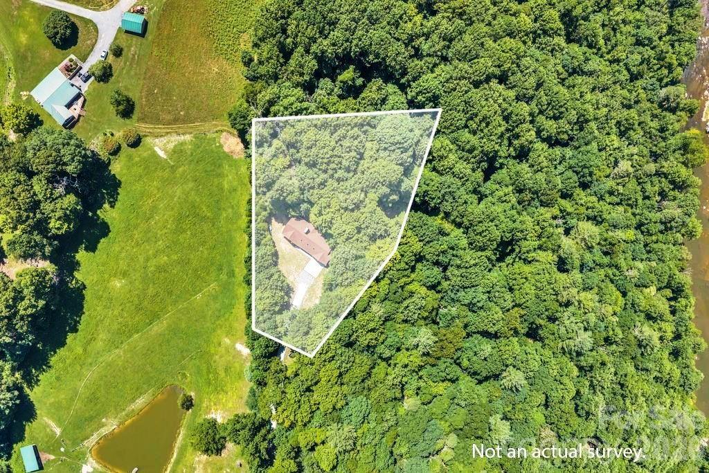 482 Guy Ford Road — Sugar Grove