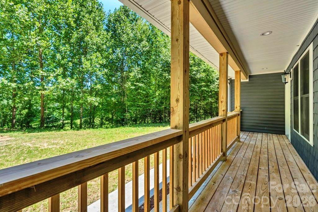 482 Guy Ford Road — Sugar Grove