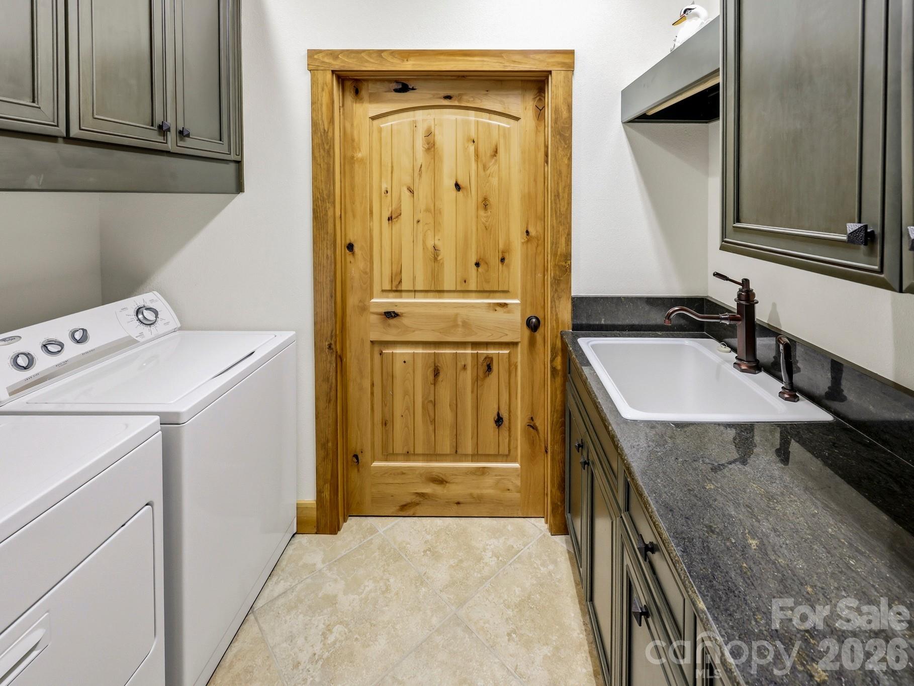 206 Big Rock Lane — Lake Lure