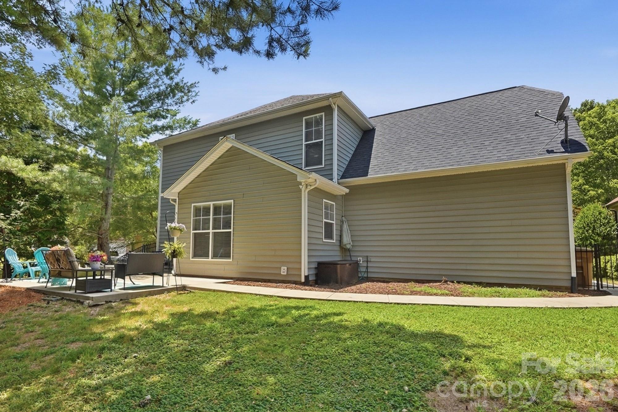 8500 Willow Branch Drive — Waxhaw