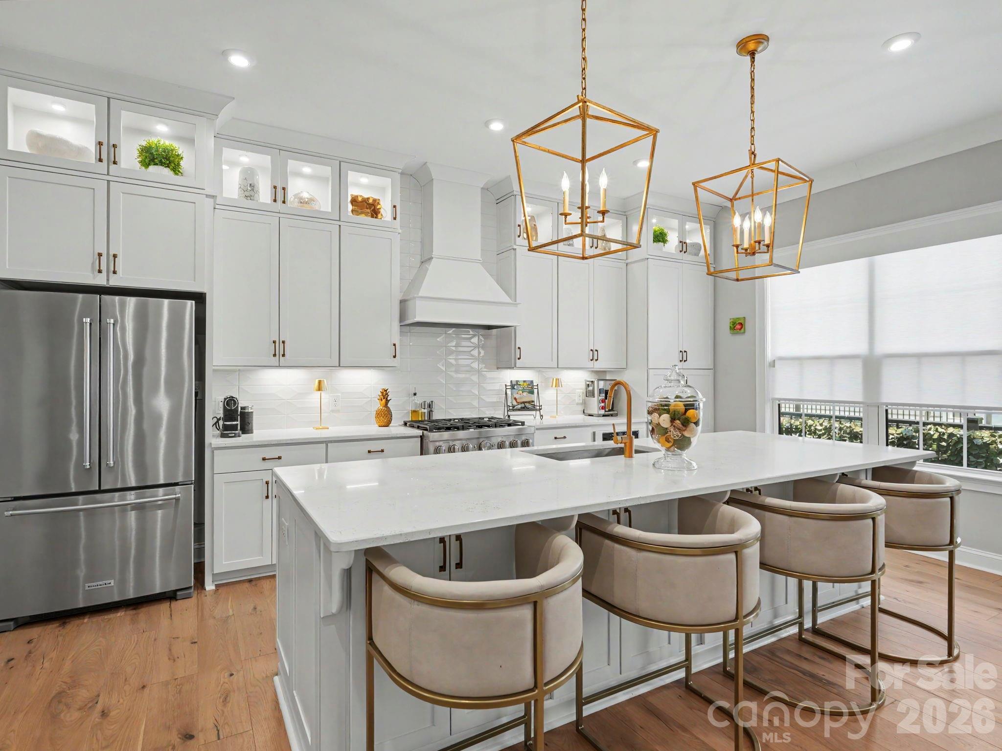 2523 Deacon Avenue — Charlotte