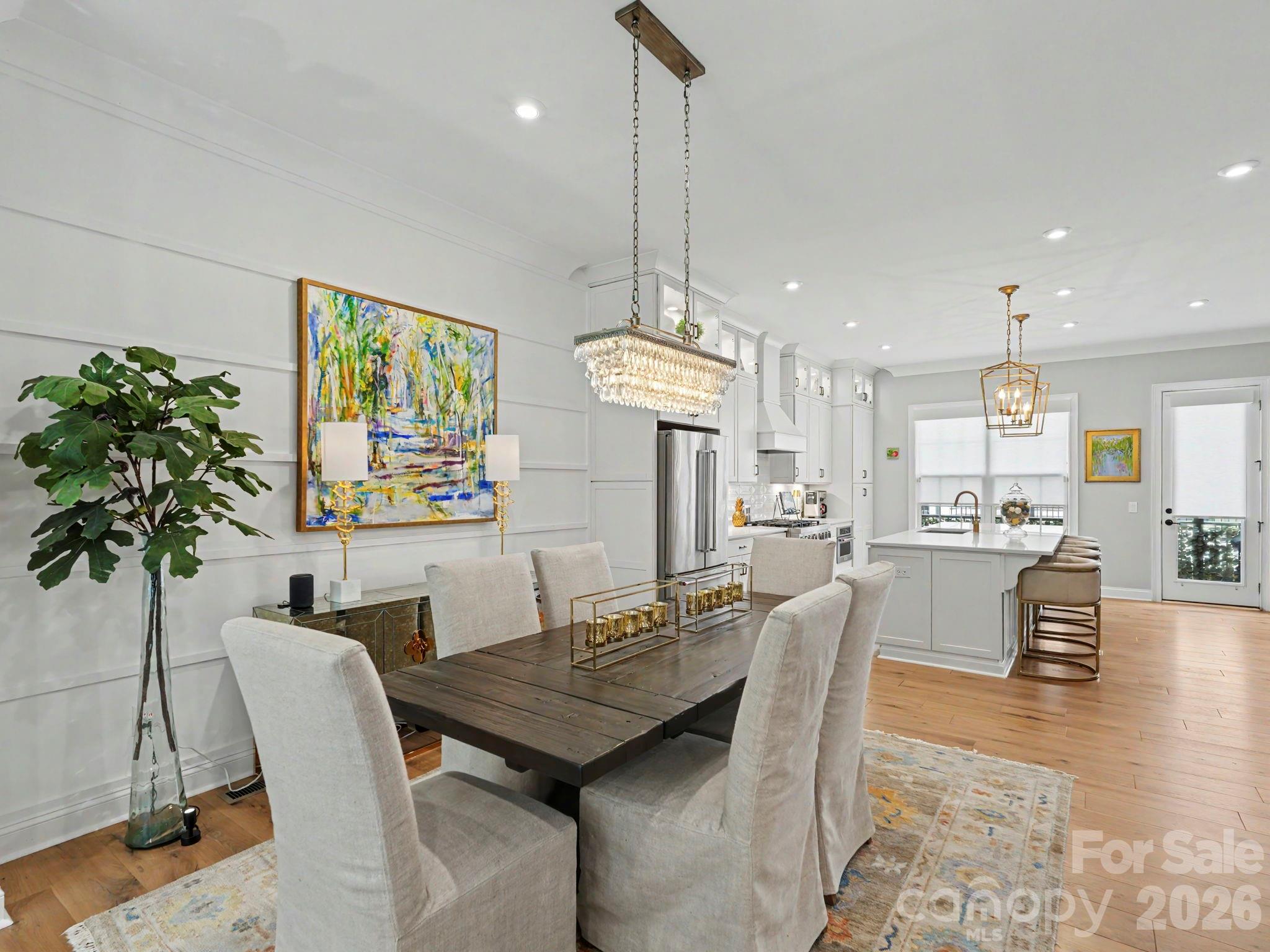 2523 Deacon Avenue — Charlotte
