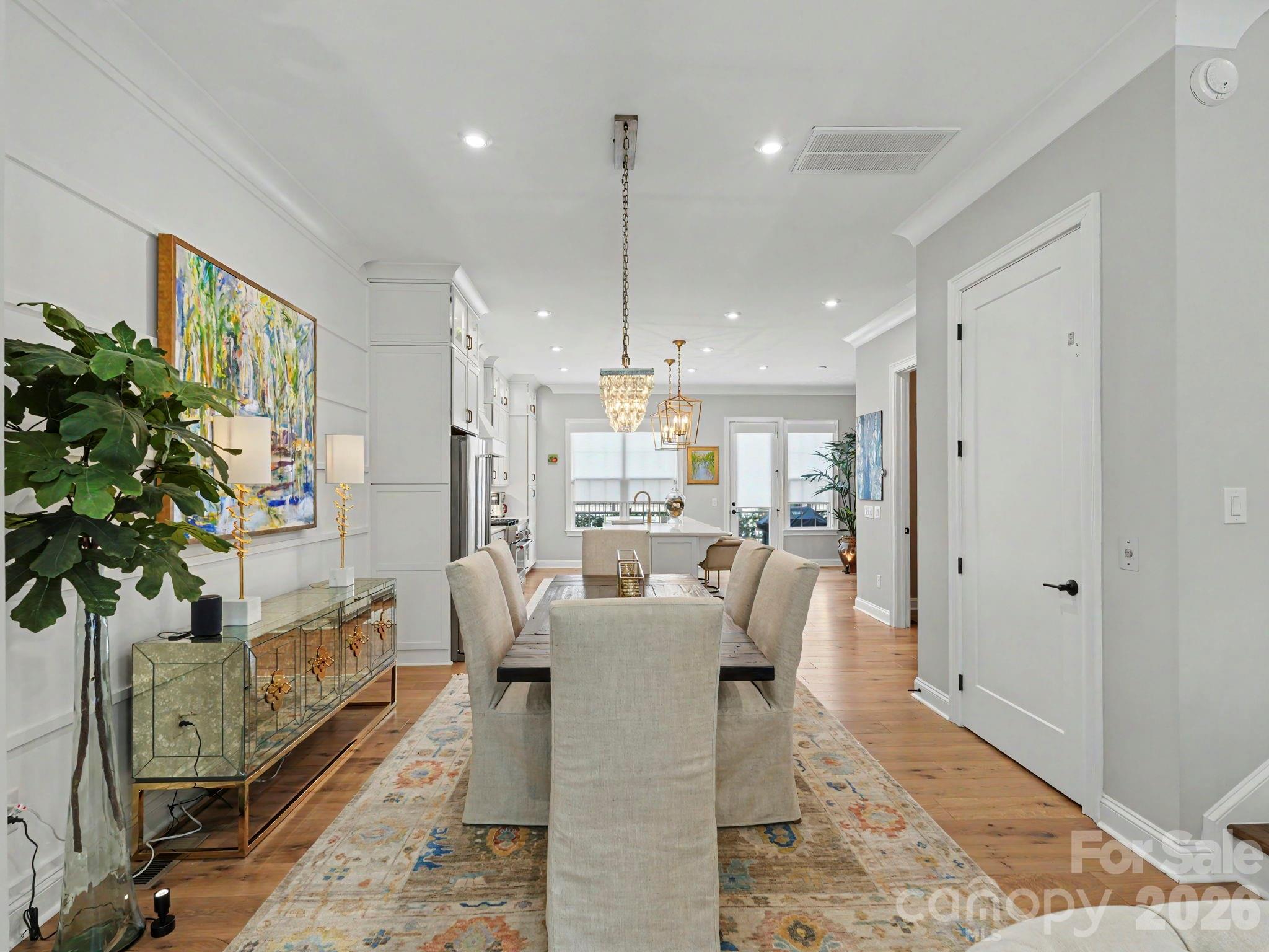 2523 Deacon Avenue — Charlotte