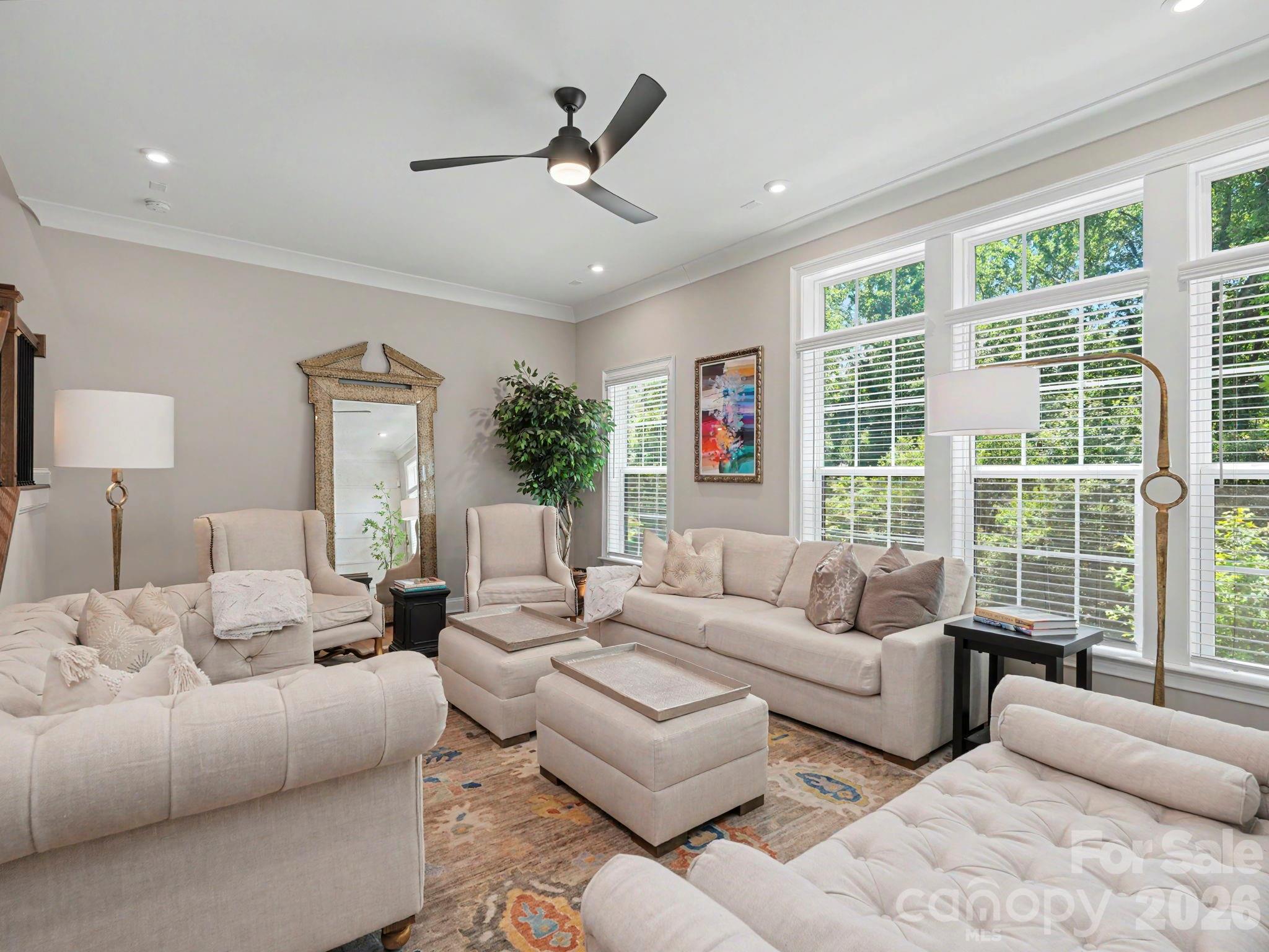 2523 Deacon Avenue — Charlotte