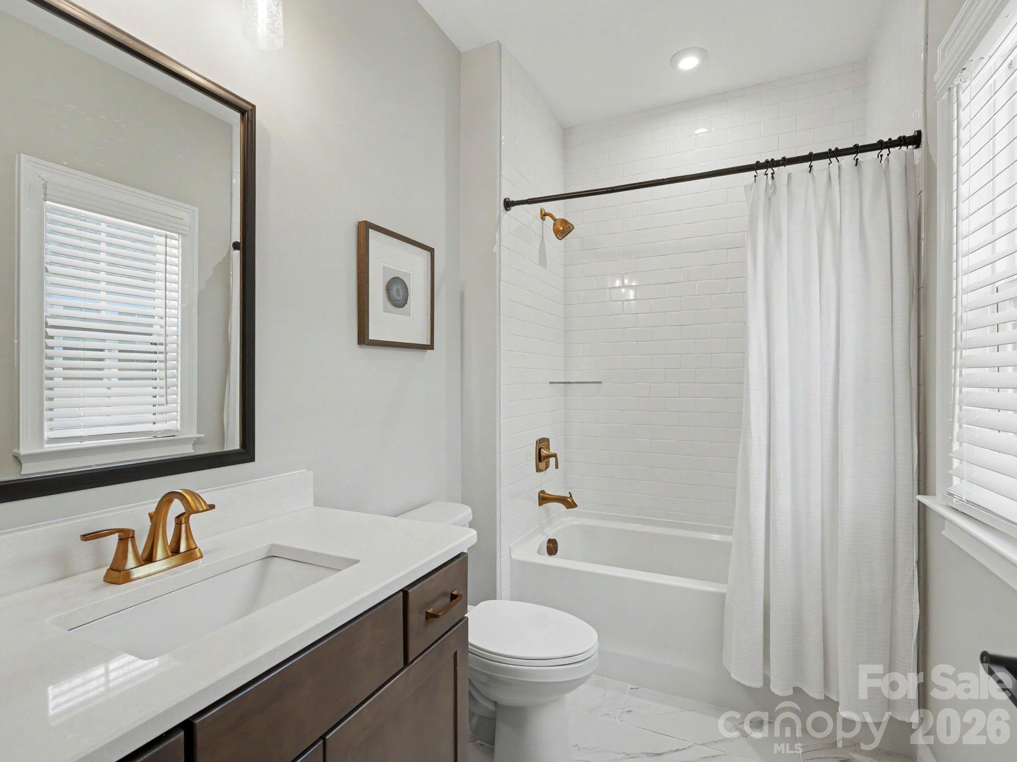 2523 Deacon Avenue — Charlotte