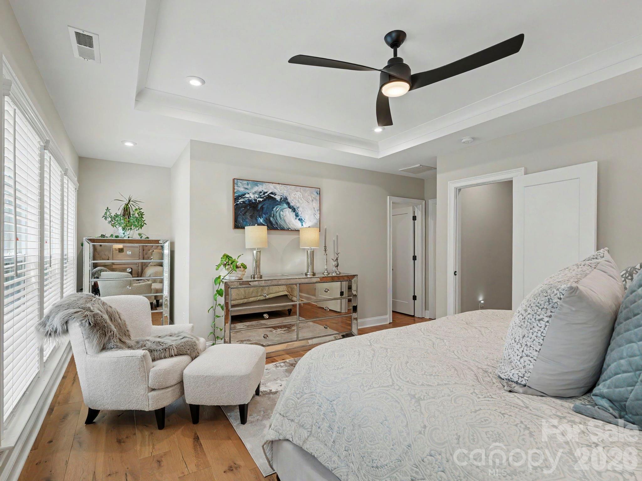 2523 Deacon Avenue — Charlotte