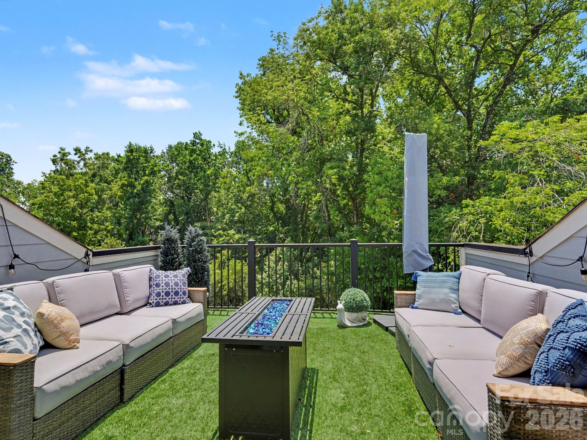 2523 Deacon Avenue — Charlotte