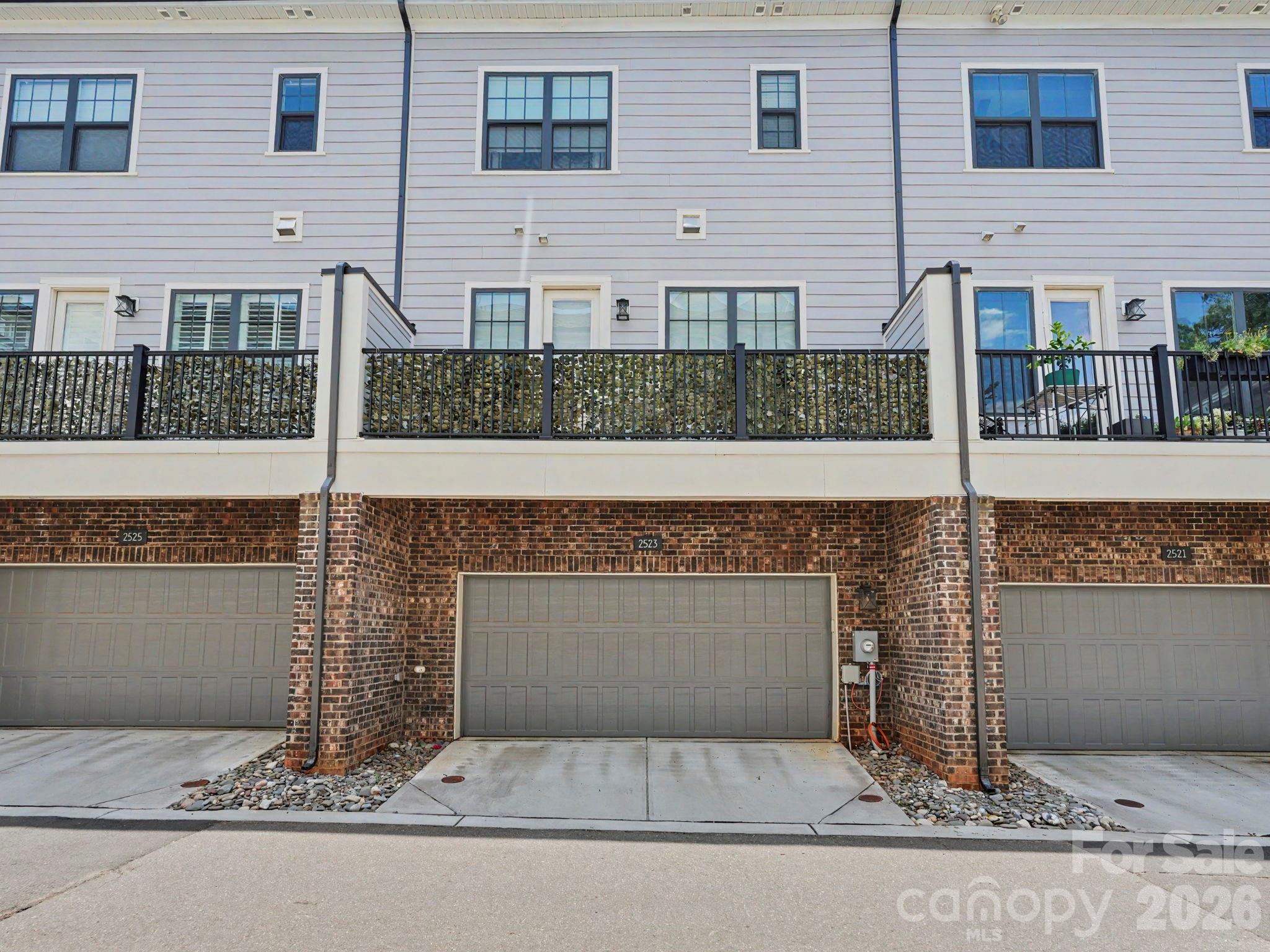 2523 Deacon Avenue — Charlotte