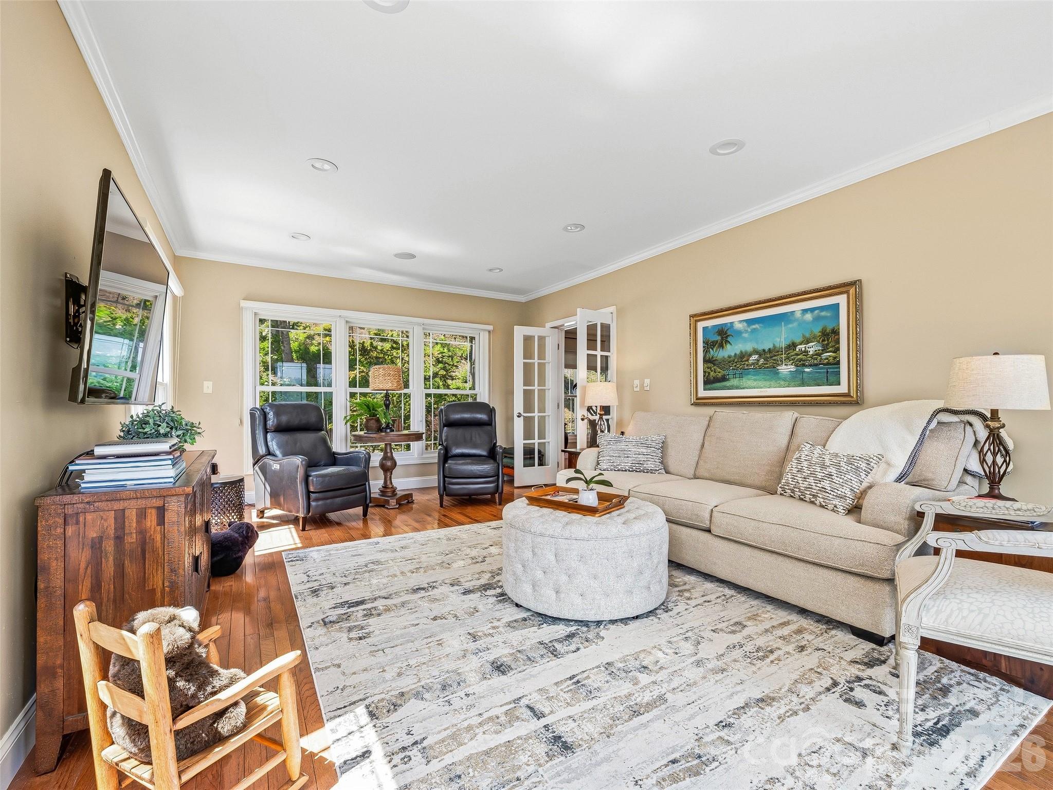 15 Patton Circle — Asheville
