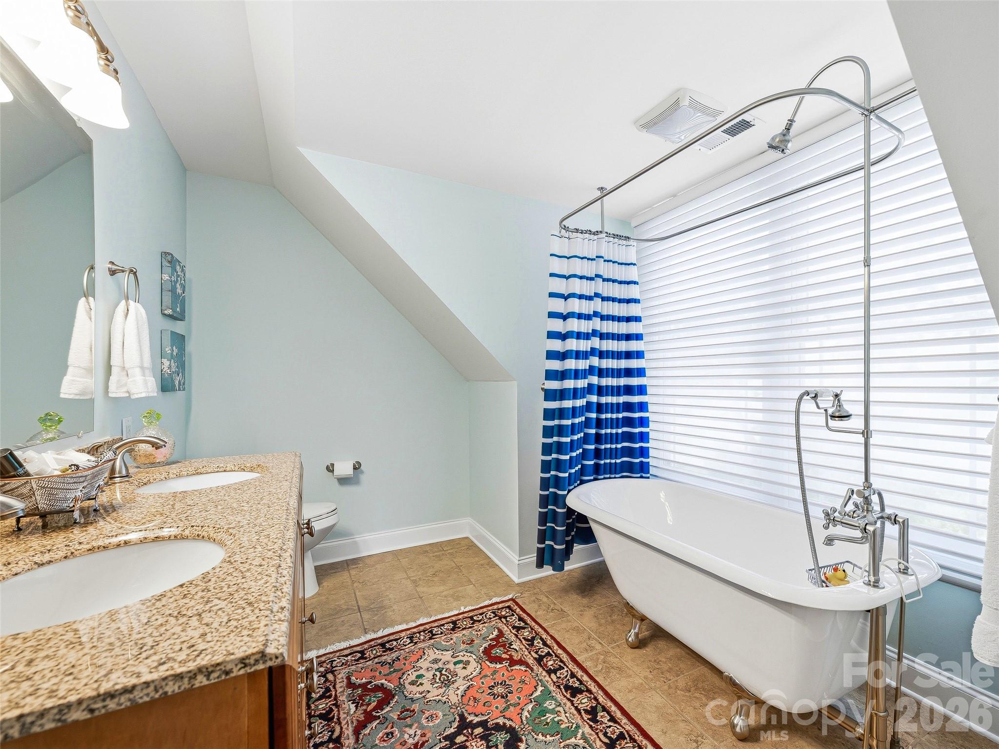 15 Patton Circle — Asheville