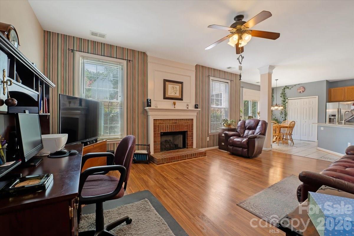 11932 Fox Glen Road — Charlotte