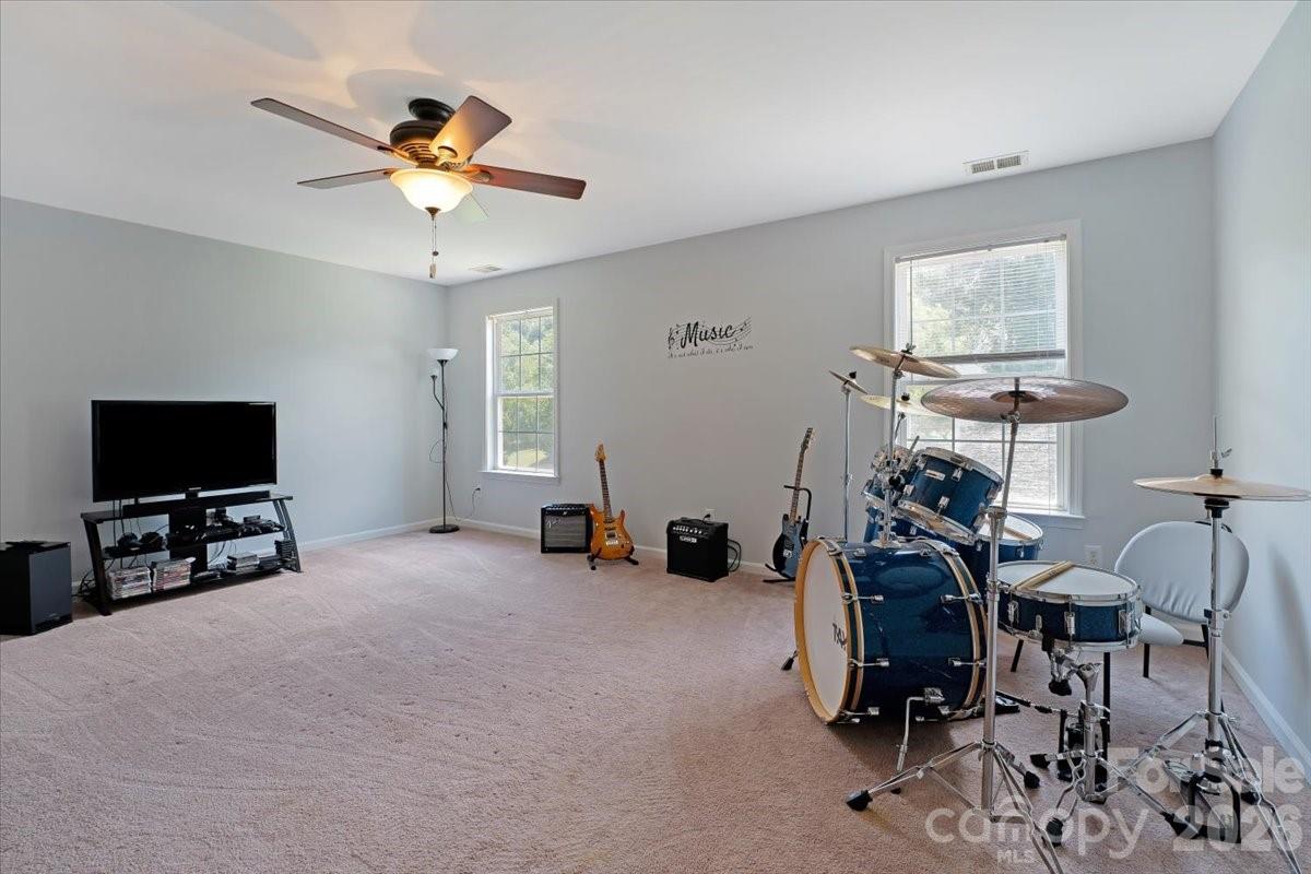 11932 Fox Glen Road — Charlotte