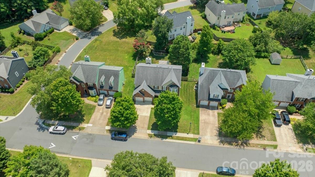 11932 Fox Glen Road — Charlotte