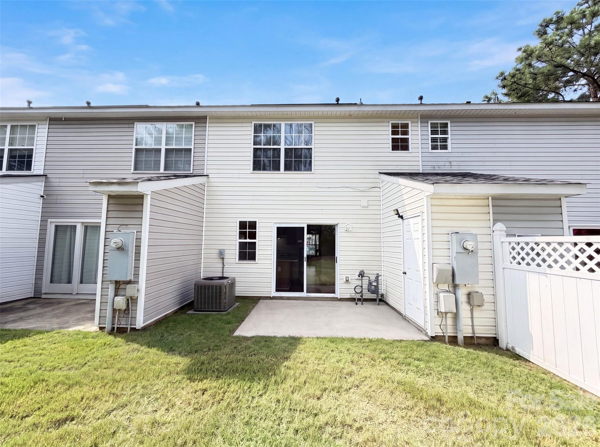 14205 Tranters Creek Lane — Charlotte