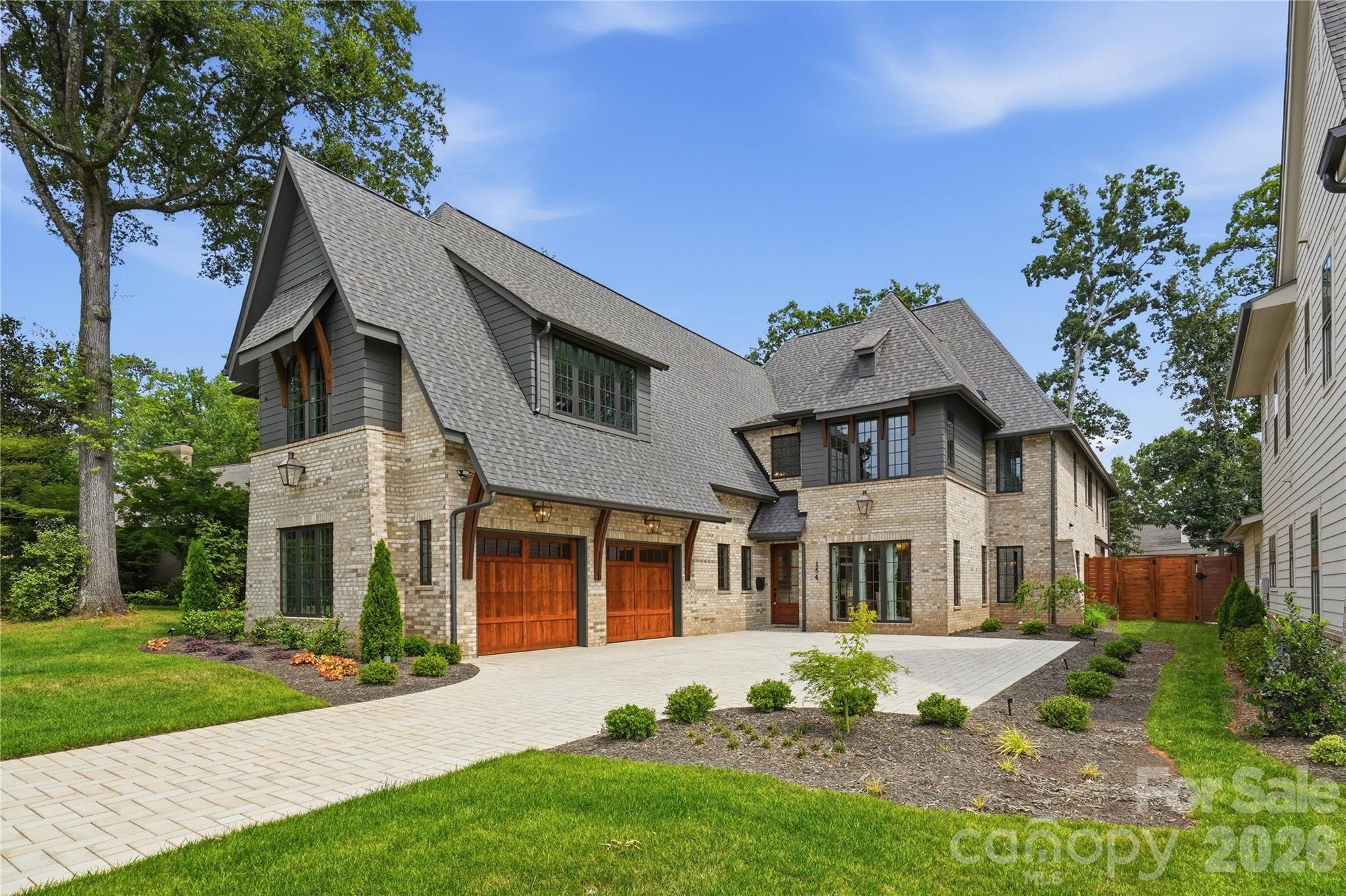 154 N Canterbury Road — Charlotte
