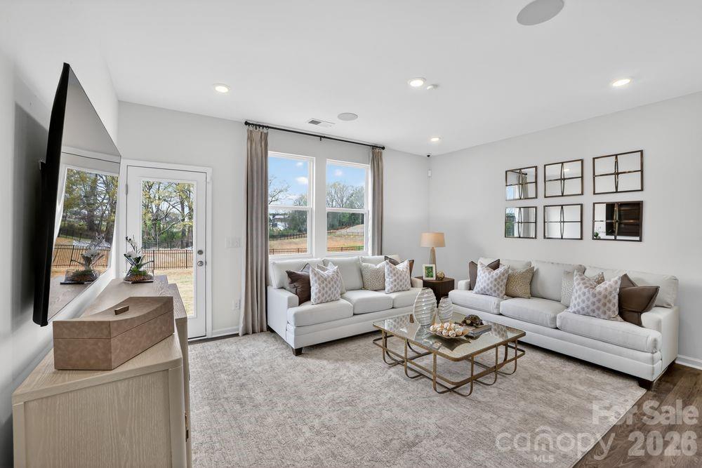 400 Silver Birch Court — Shelby