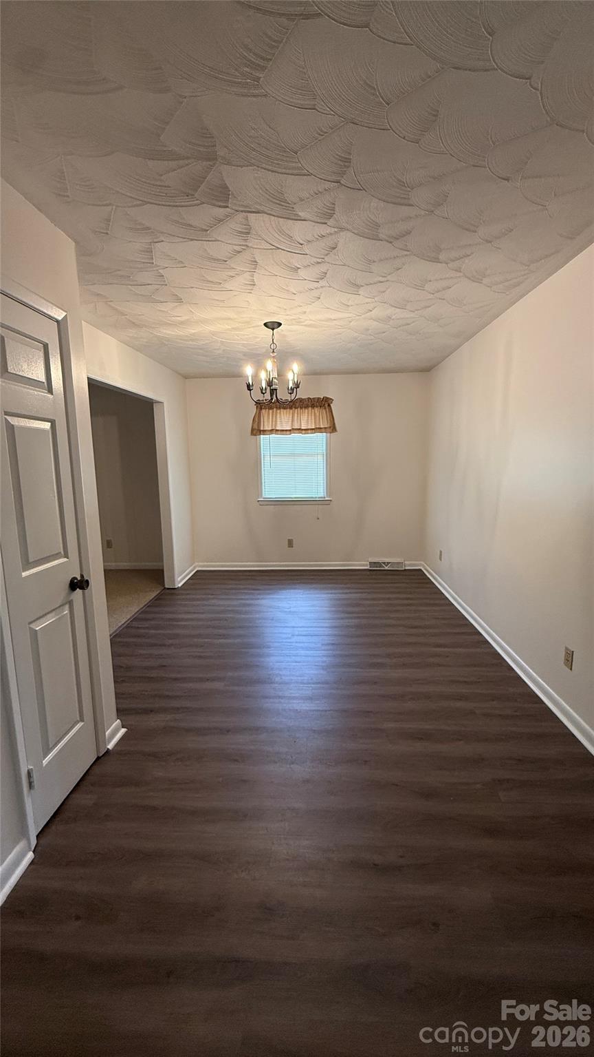 3858 Dover Street — Claremont