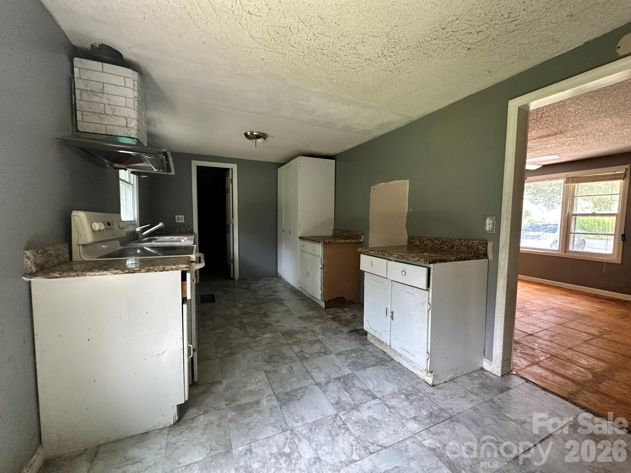 308 Maple Grove Church Road — Matthews