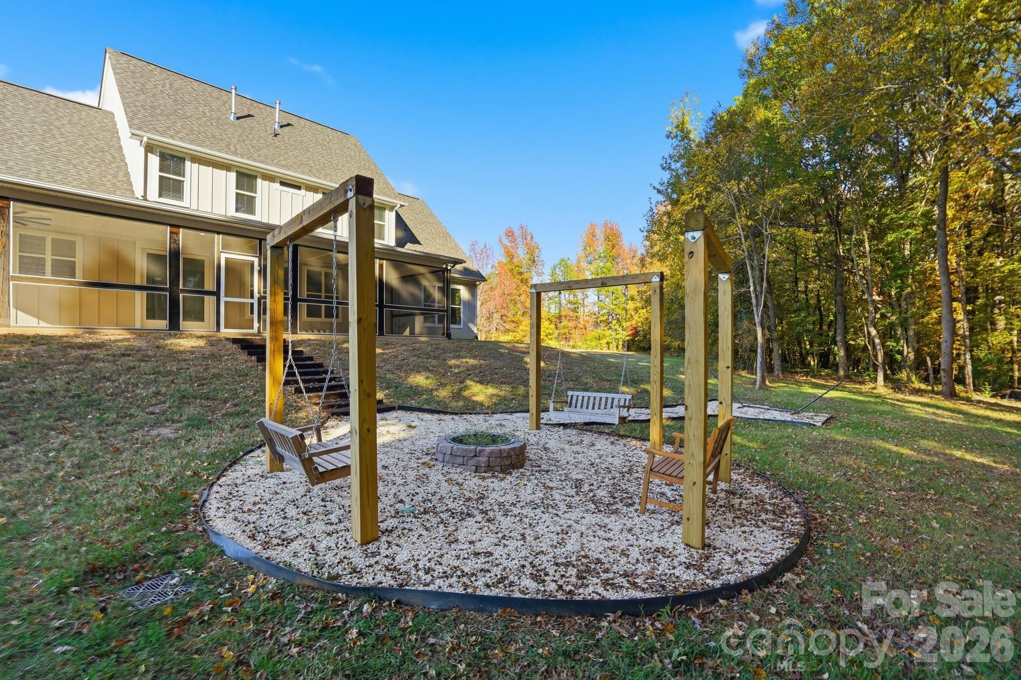 4105 Parkwood School Road — Monroe