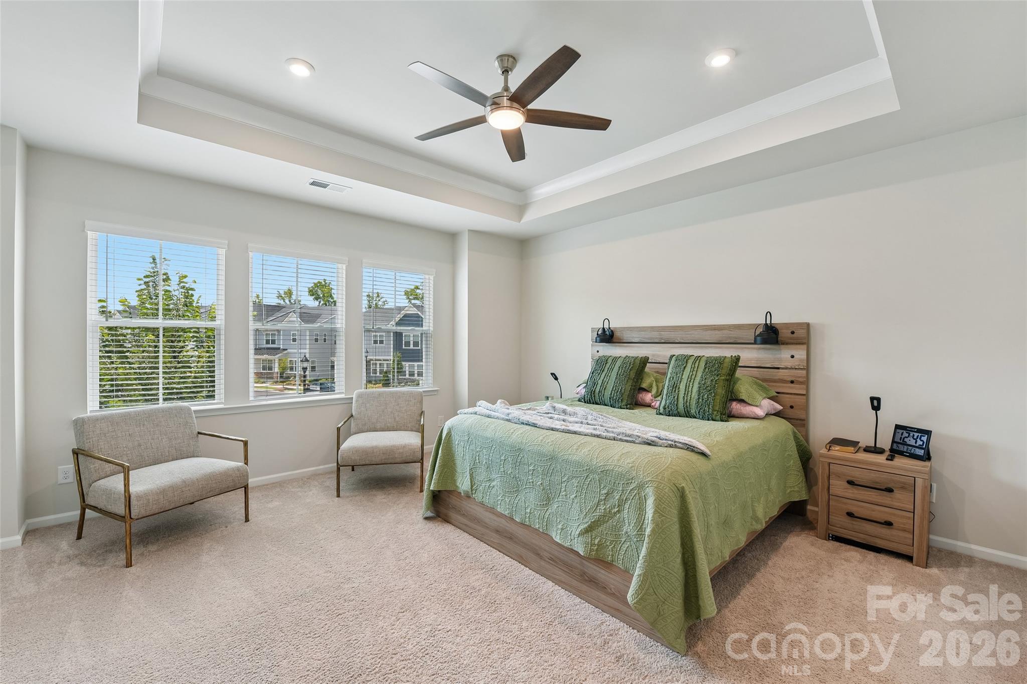5858 Strathmore Court — Charlotte