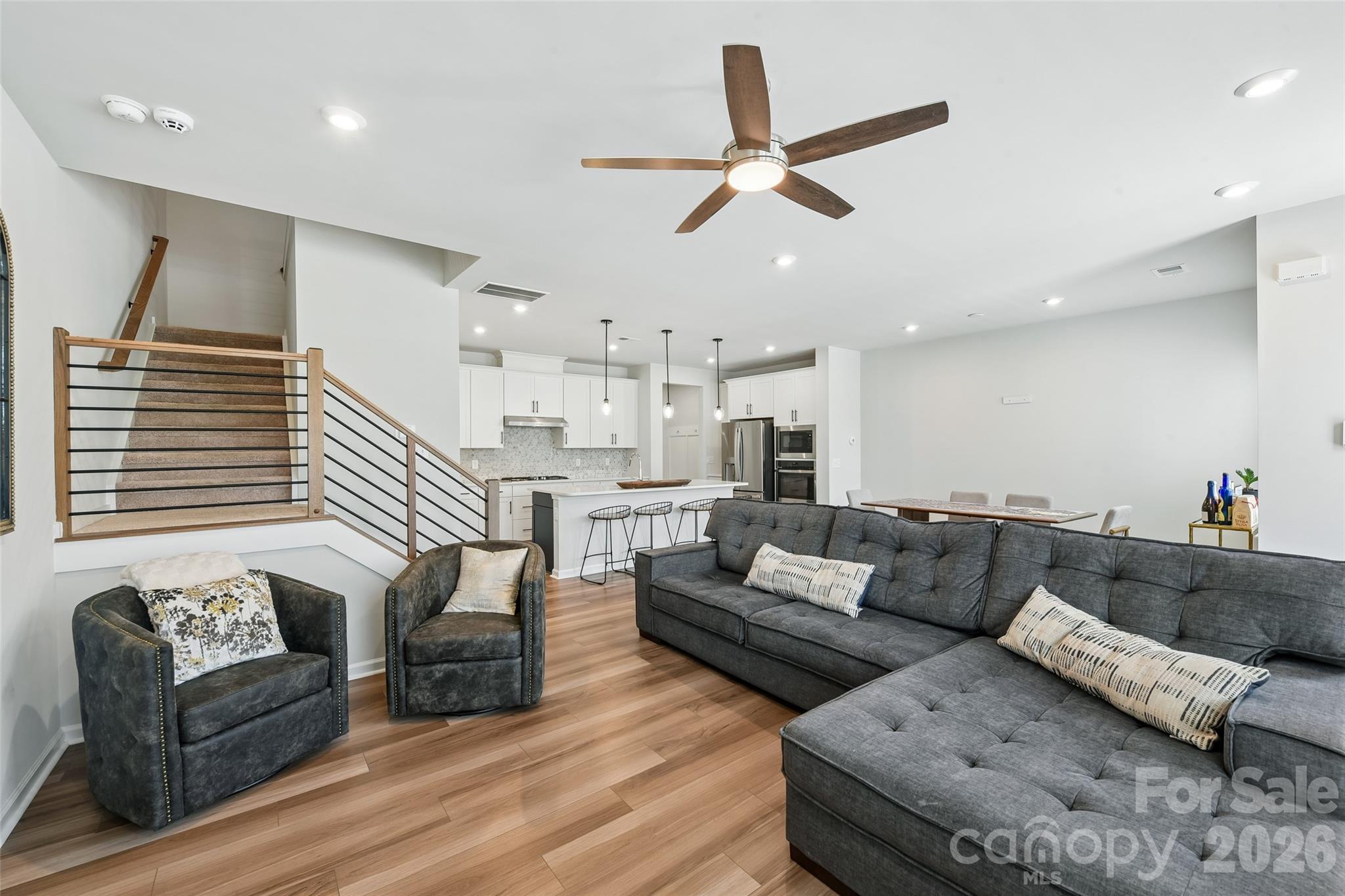 5858 Strathmore Court — Charlotte