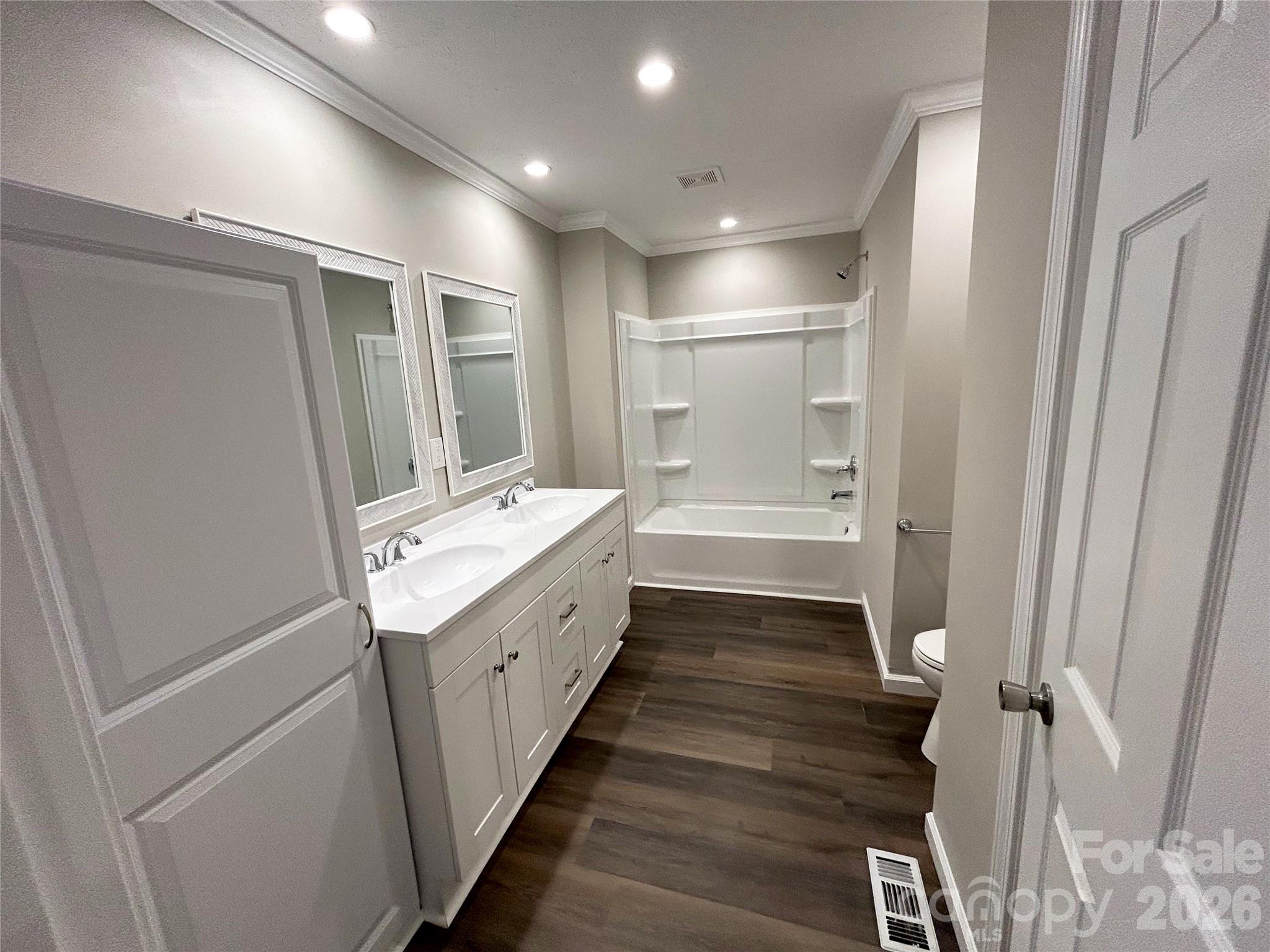 3153 Bear Trail Drive — Lenoir