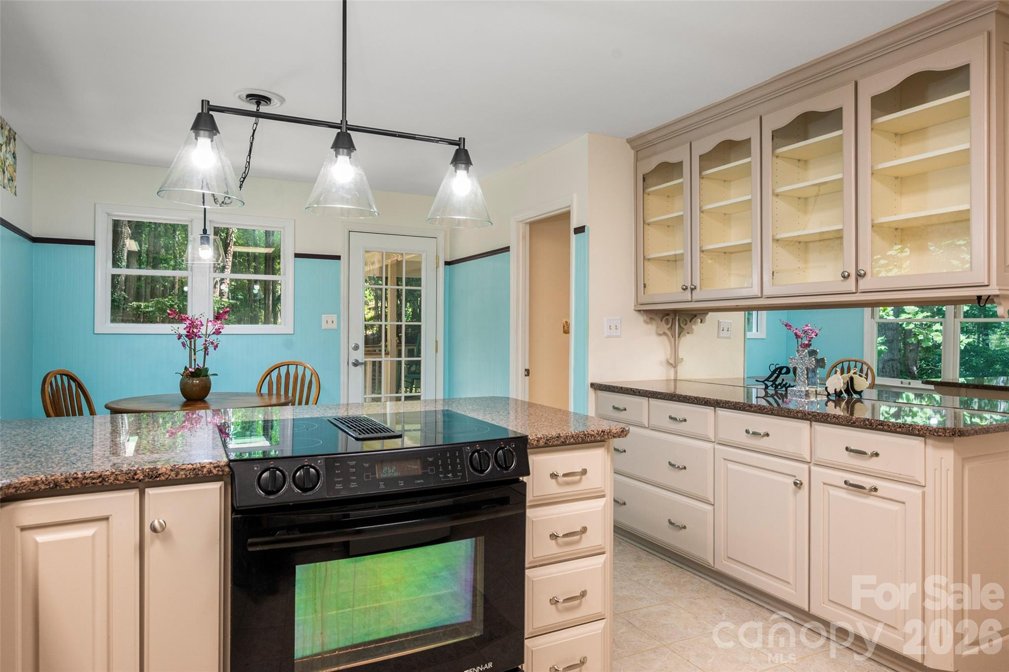 909 Woodland Forest Drive — Waxhaw