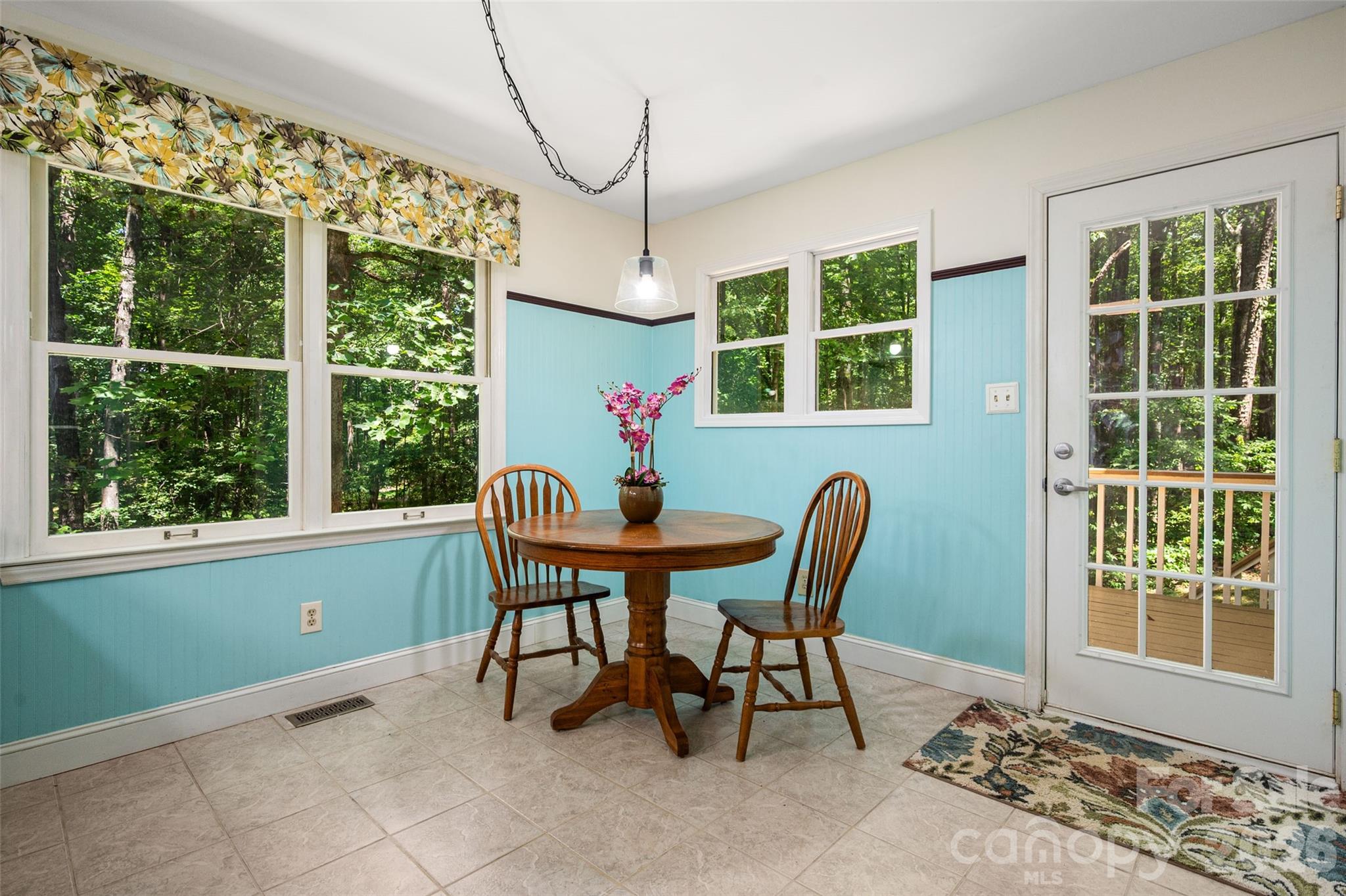 909 Woodland Forest Drive — Waxhaw
