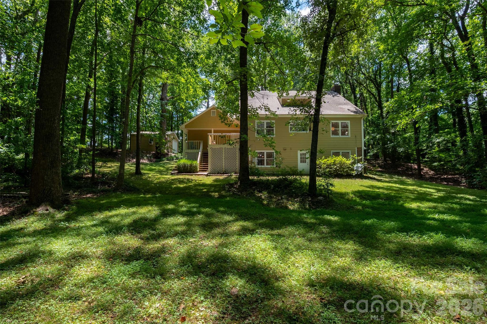 909 Woodland Forest Drive — Waxhaw