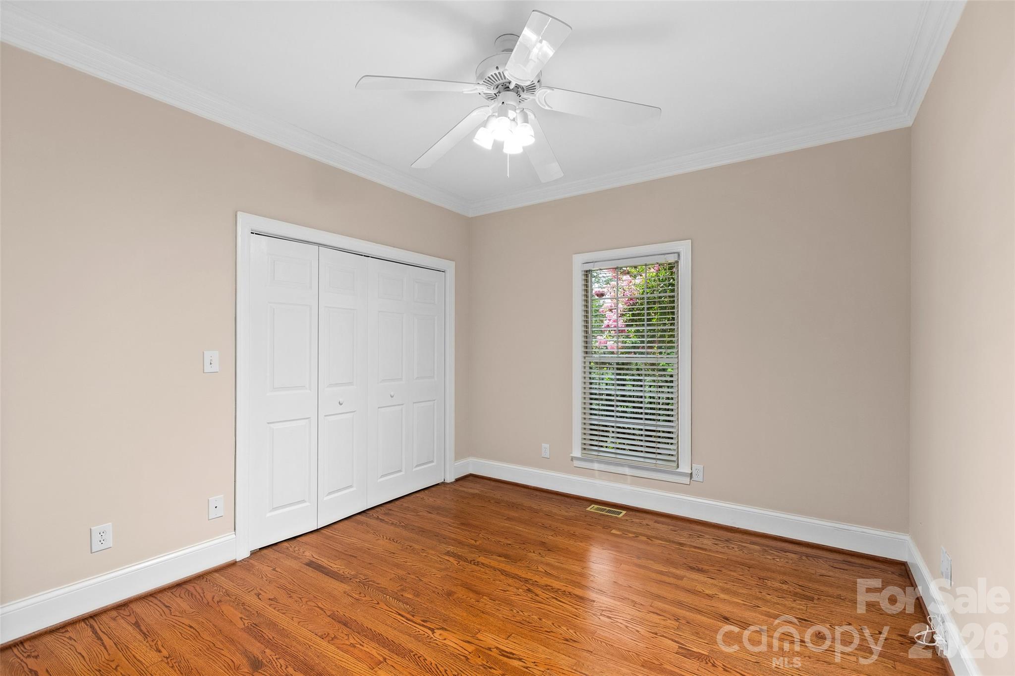 217 Riverwood Drive — Lewisville