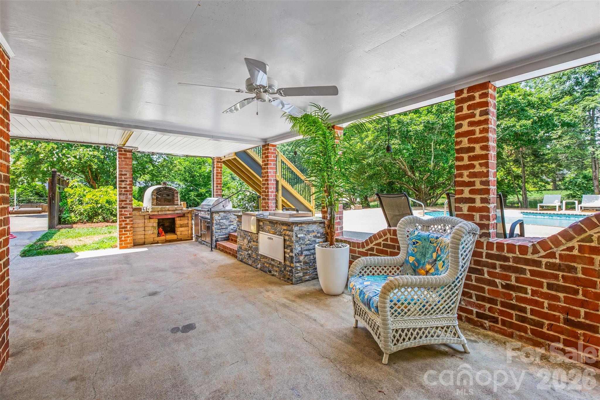 217 Riverwood Drive — Lewisville
