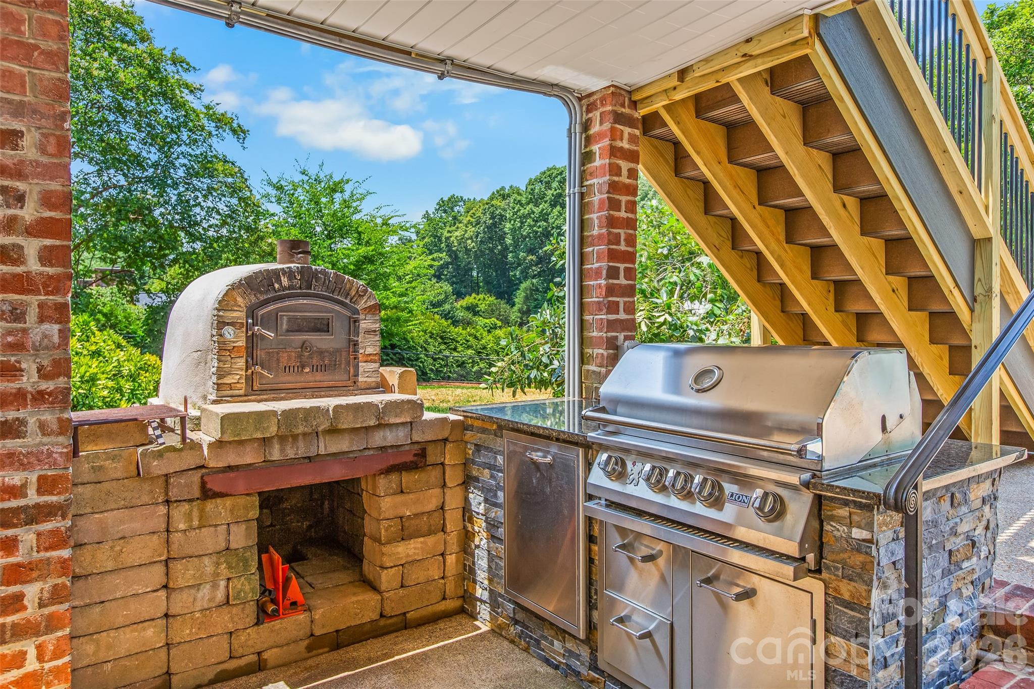 217 Riverwood Drive — Lewisville