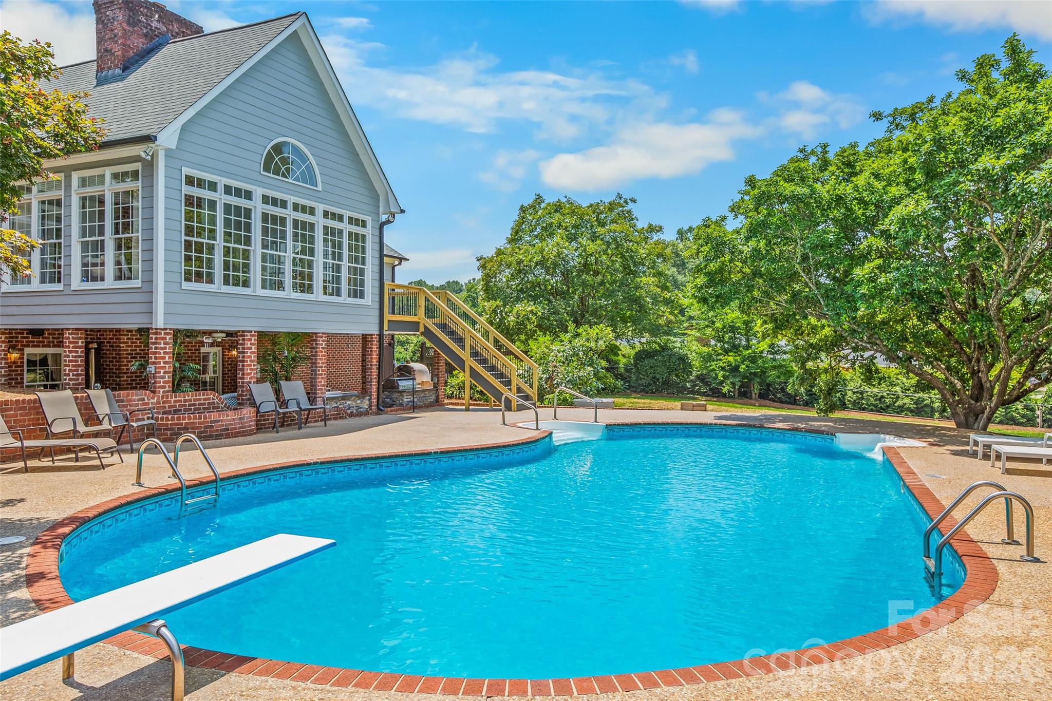 217 Riverwood Drive — Lewisville