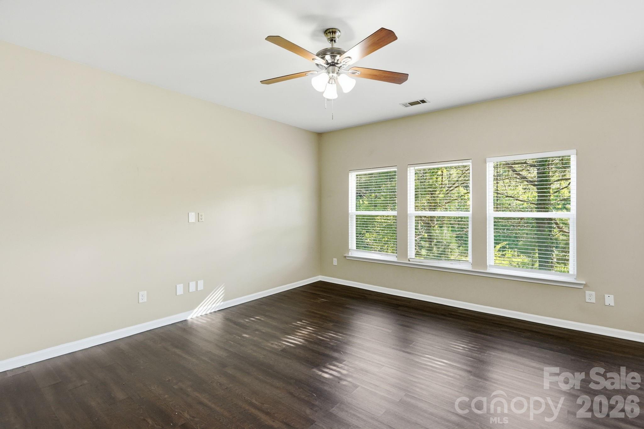 9237 Seamill Road — Charlotte