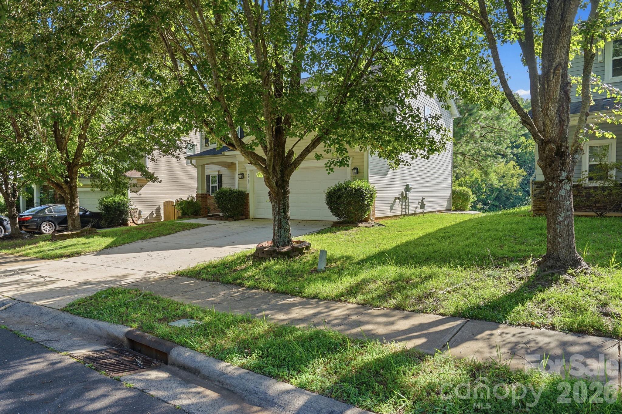 9237 Seamill Road — Charlotte