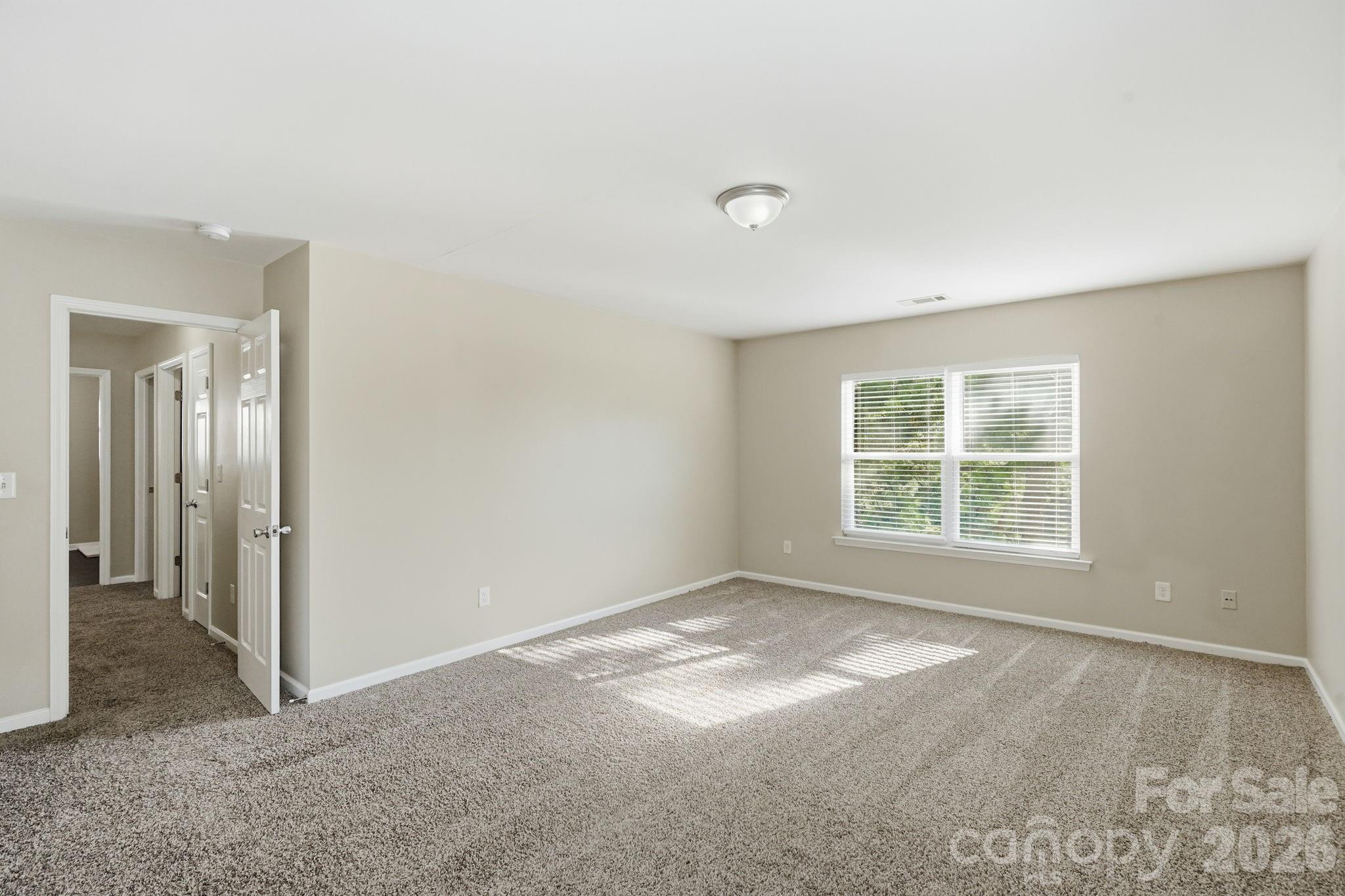 9237 Seamill Road — Charlotte