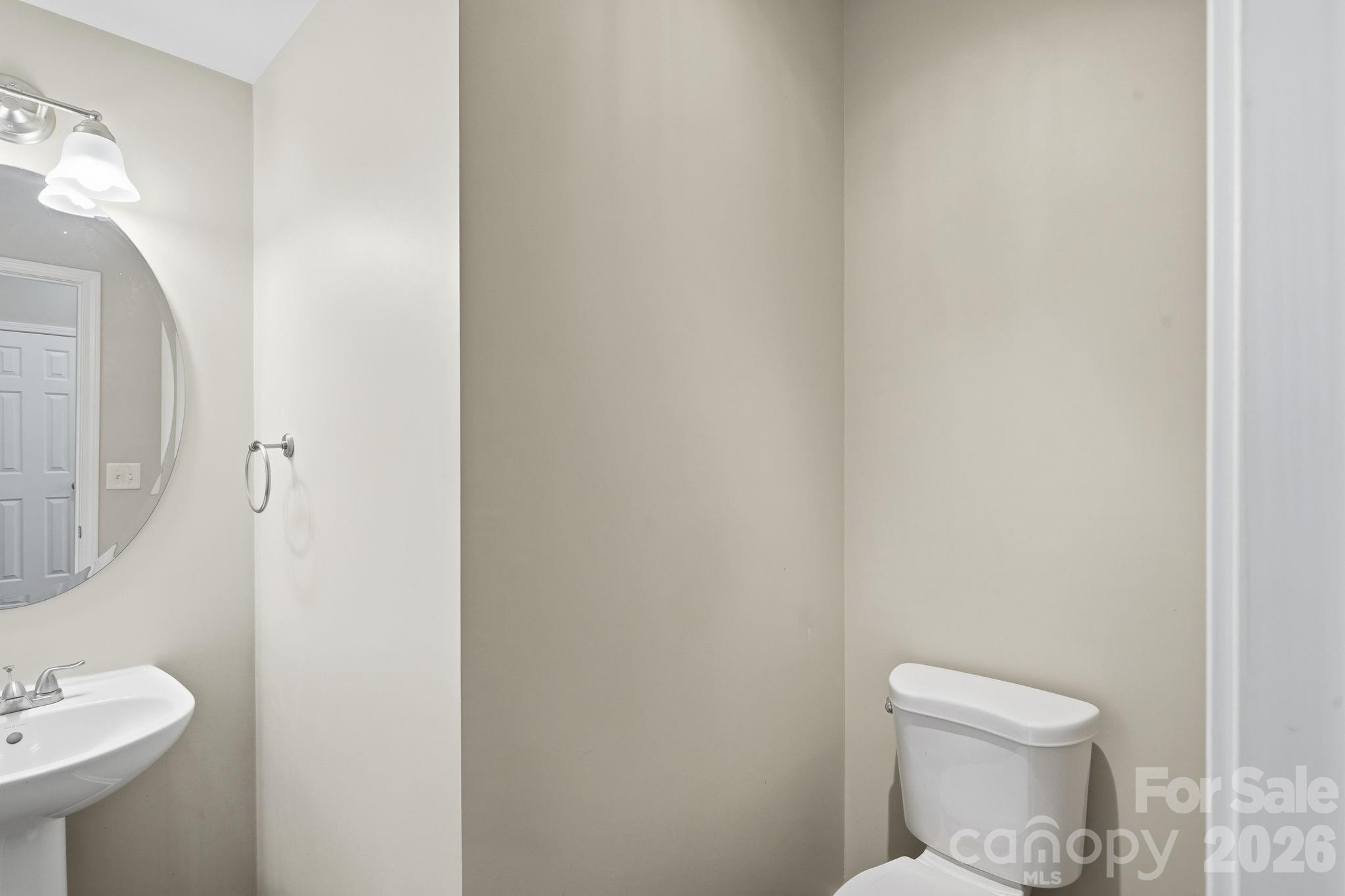 9237 Seamill Road — Charlotte