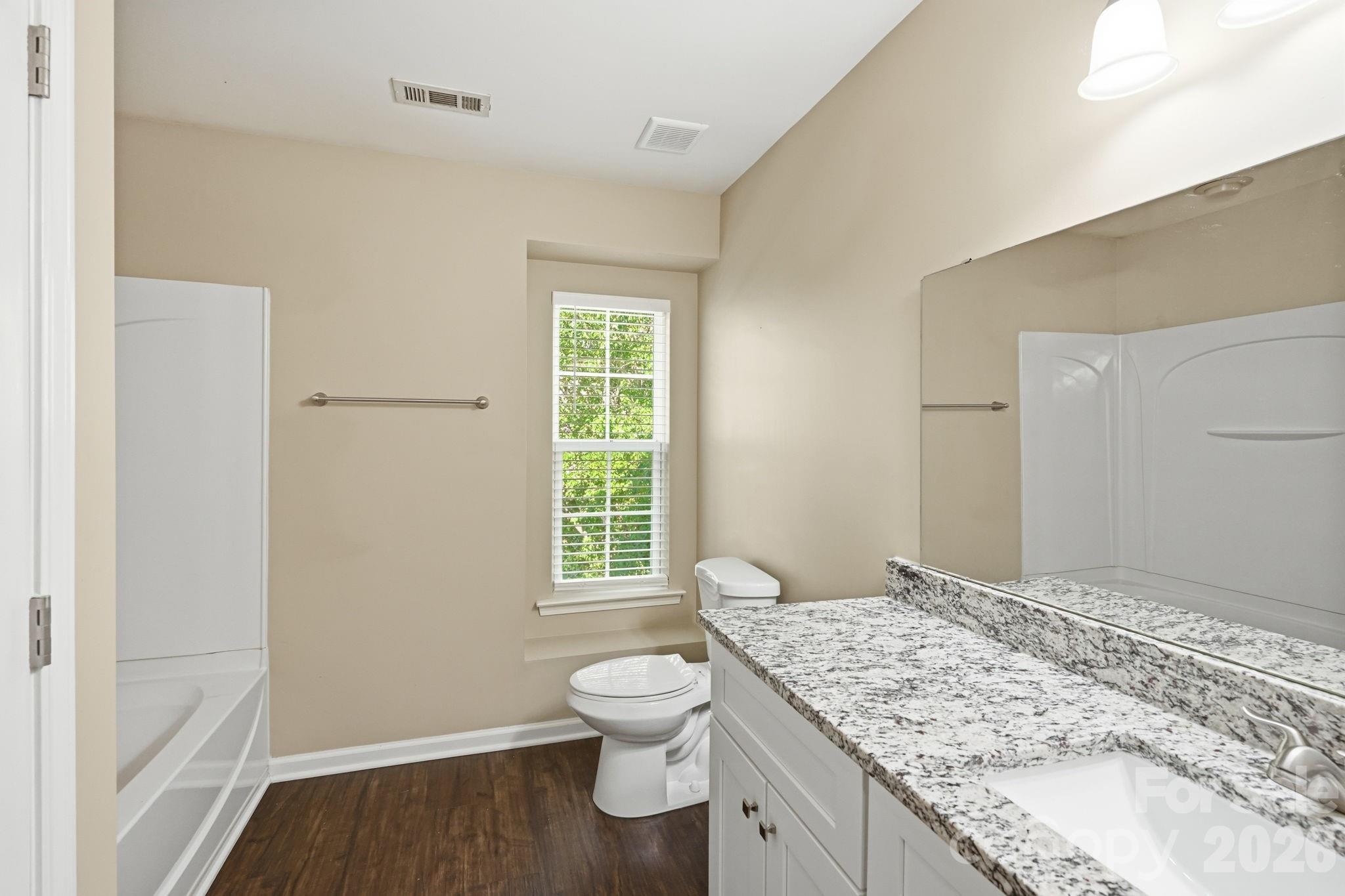 9237 Seamill Road — Charlotte