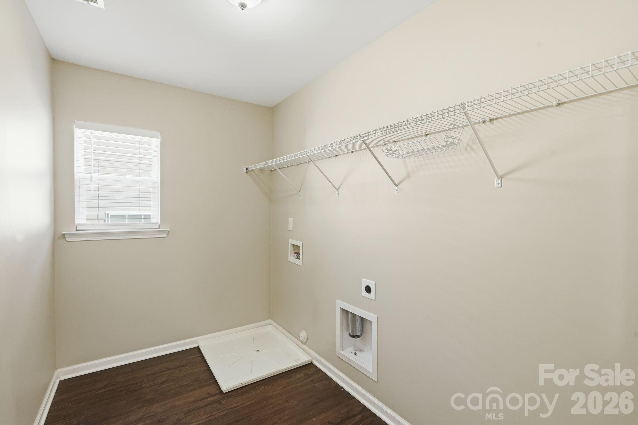 9237 Seamill Road — Charlotte